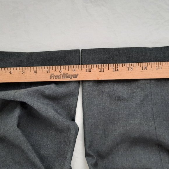 Nearly new Alfani Men's Dress Slacks Casual Cut - 40 - 32 - Picture 7 of 7